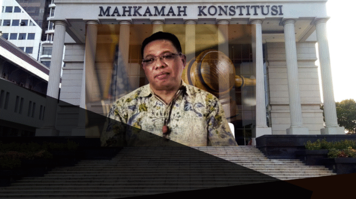Dewan Perwakilan Rakyat (DPR) baru saja menetapkan Inosentius Samsul sebagai hakim MK, menggantikan Arief Hidayat